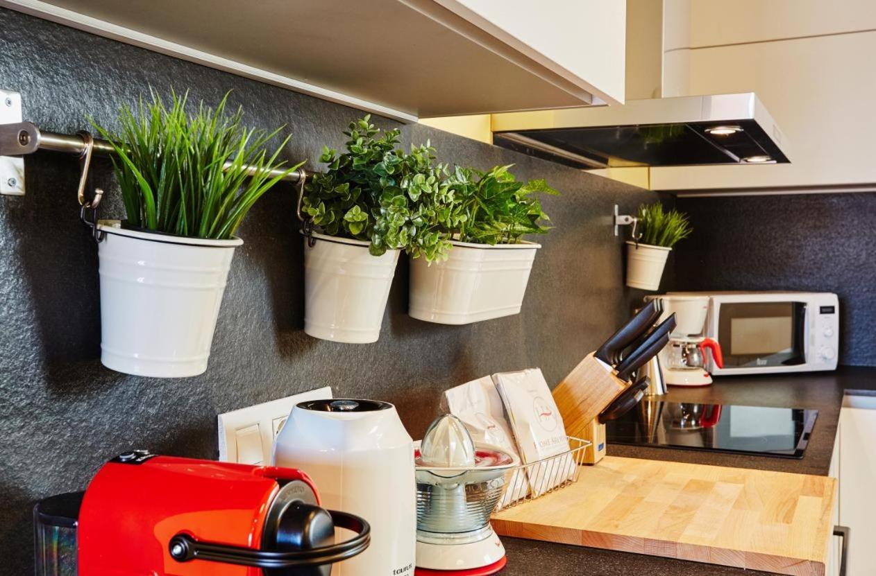 Lovely & Bright Bogatell Beach Apartment Barcelona Buitenkant foto
